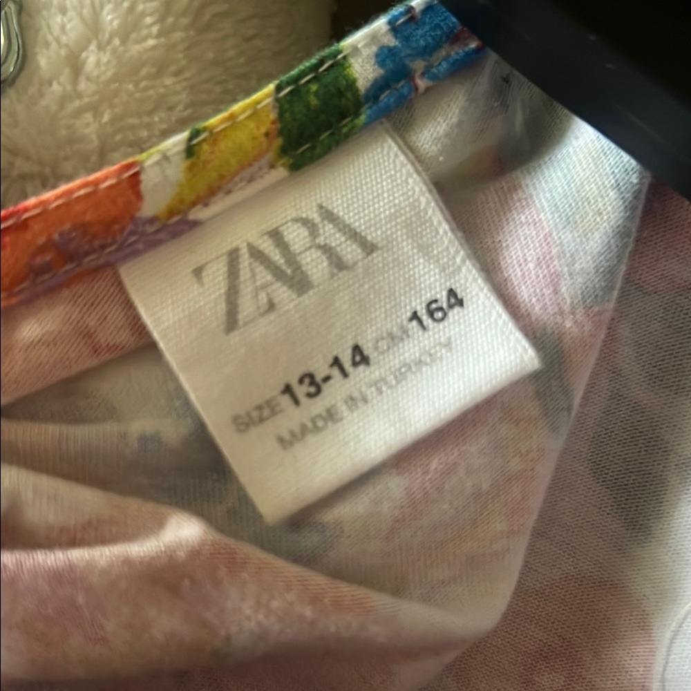 Zara Multicolor Patterned Top - Picture 2 of 4